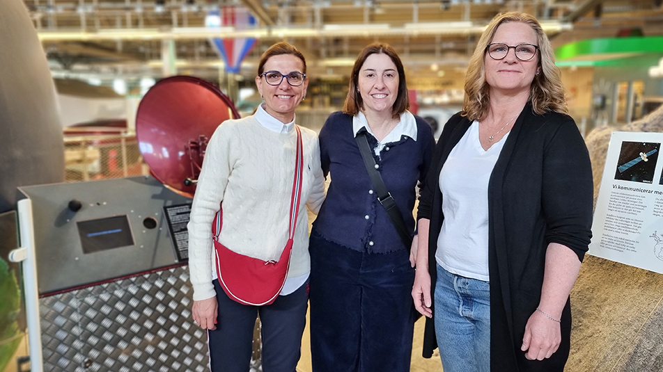 De italienska lärarna Teresa Muzzarini och Francesca Barilli togs emot av läraren Annika Backman.