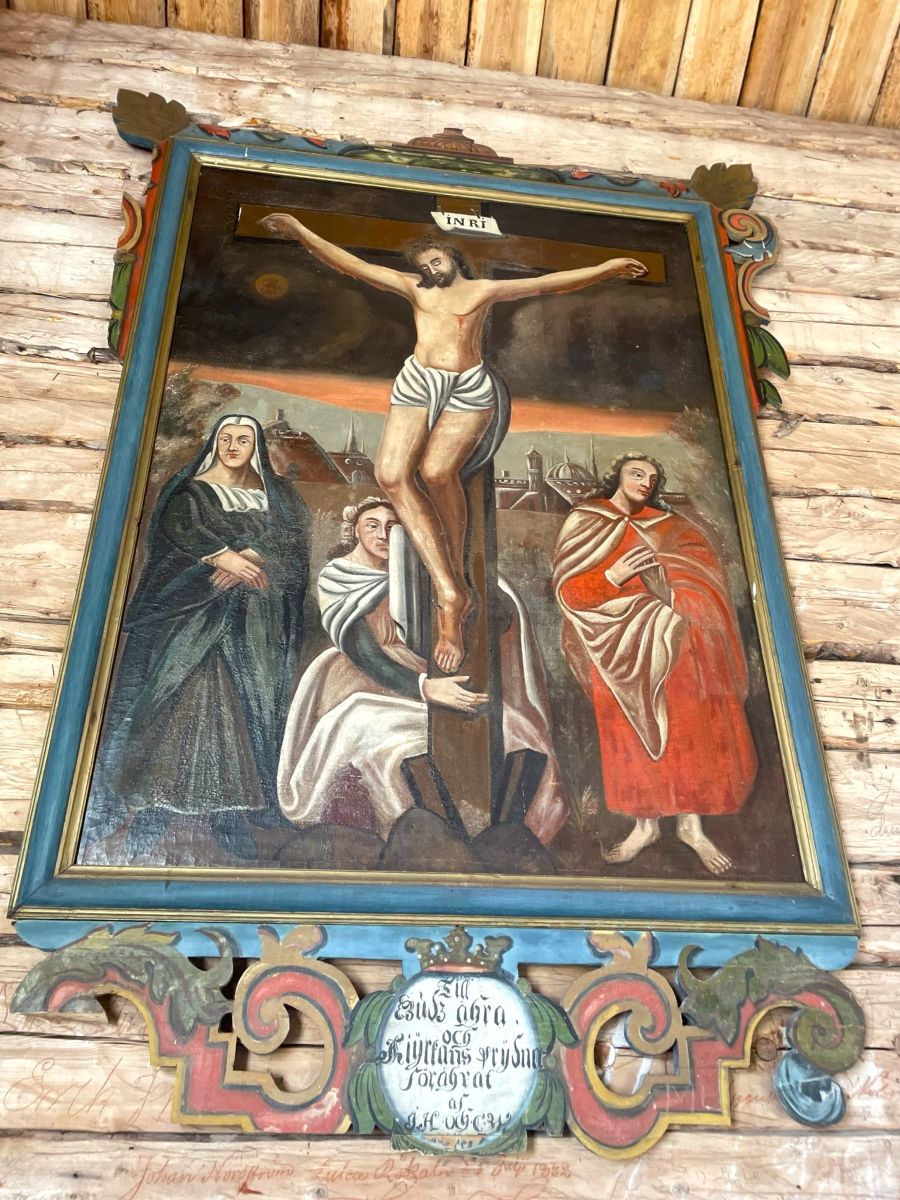 Interiörbild från Rödkallens kapell.