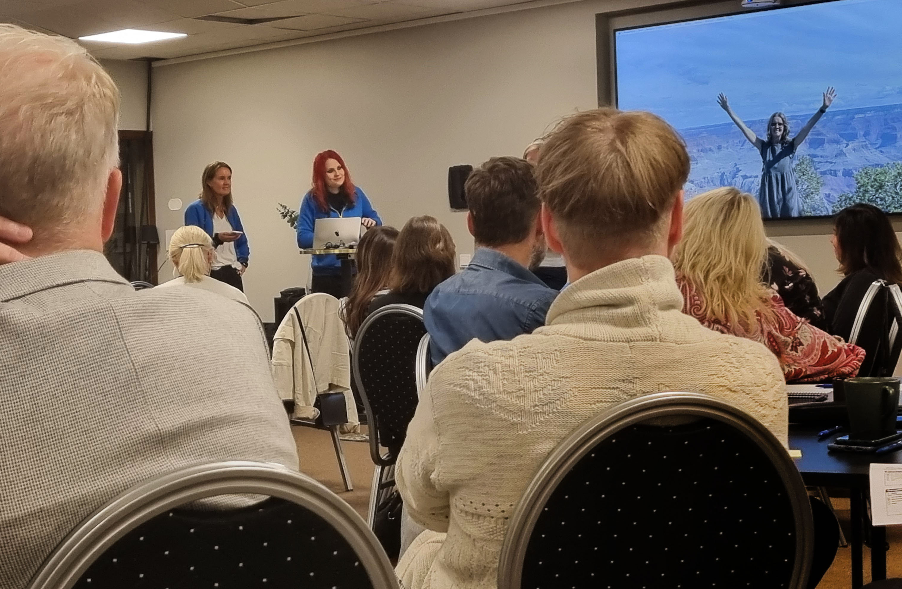 Anna Robertsson och Linda Rudén hade ett hackaton för rektorerna på grundskolorna i Luleå.