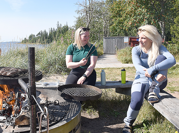 Lunchen smakar extra gott utomhus.