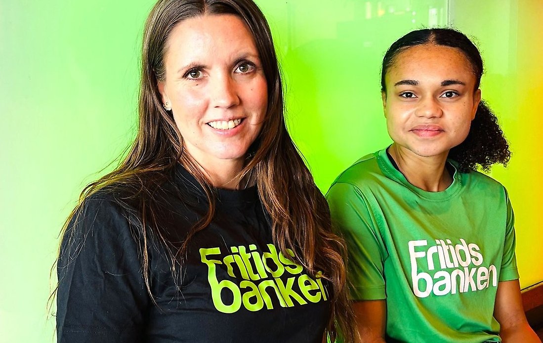 Sara Diamant och Felicia Ponturo efterlyser musikinstrument till den nya satsningen. 