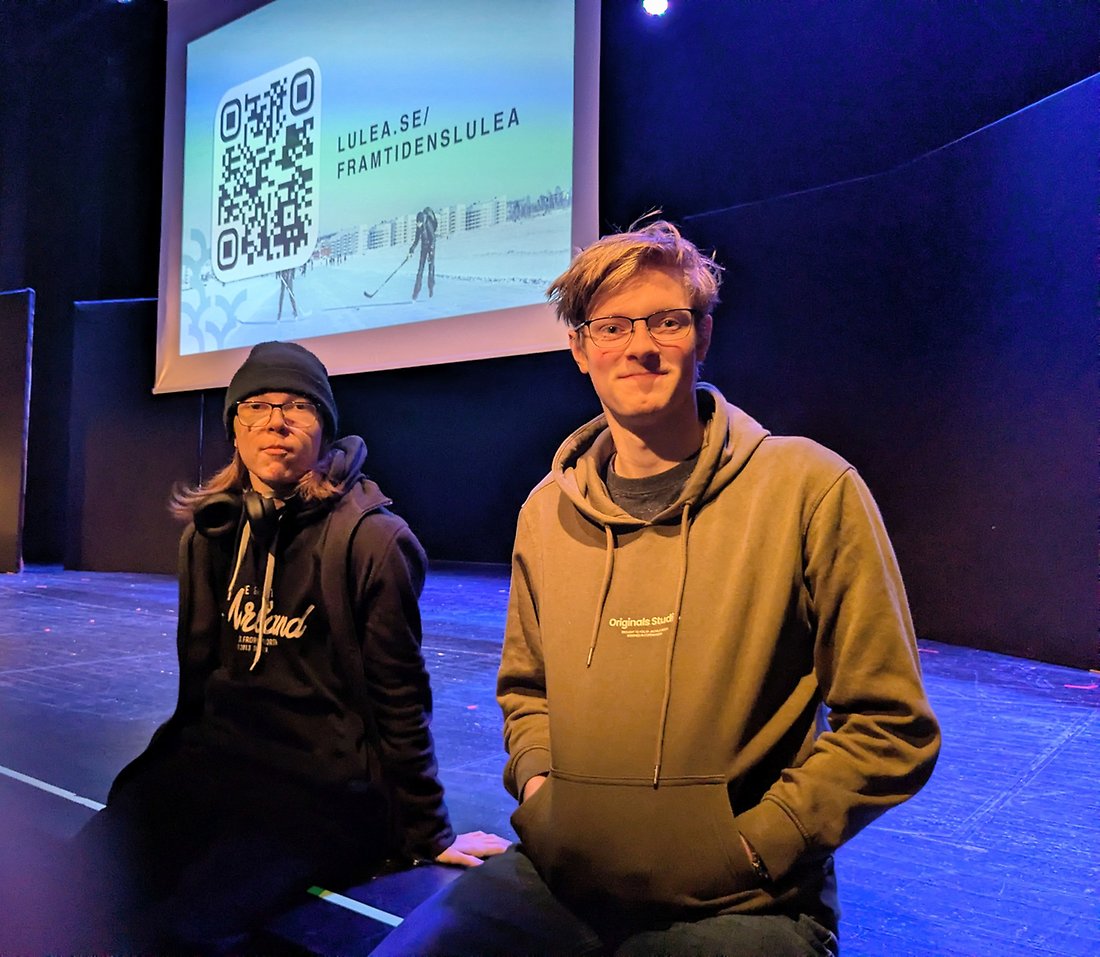 Från vänster: Elliot Johansson och Viggo Allan som båda studerar andra året på Restaurang- och livsmedelsprogrammet.