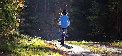Cykla på terrängbanan, spela boule eller bara häng