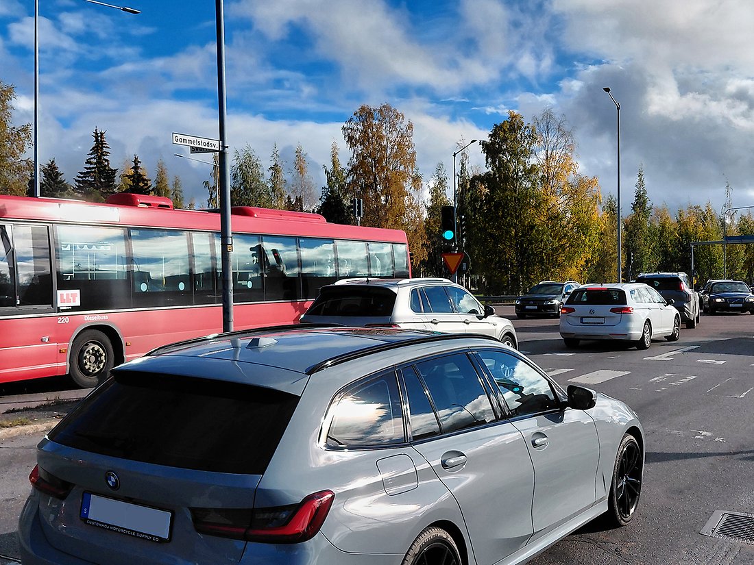 Även korsningen Svartövägen - Gammelstadsvägen vid Regionhuset är en korsning som riskerar köbildning under åren då byggtrafiken ökar fram och tillbaka till Luleå industripark.